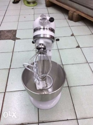 Kitchen aid mixer for sale!