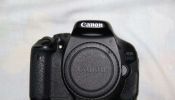 Canon eos 600D dslr camera 18-135mm