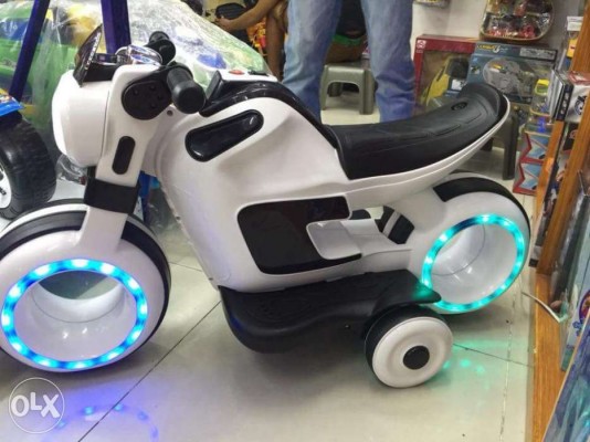 Rechargeable Motor and car for kids