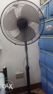 Union electric fan (black color)