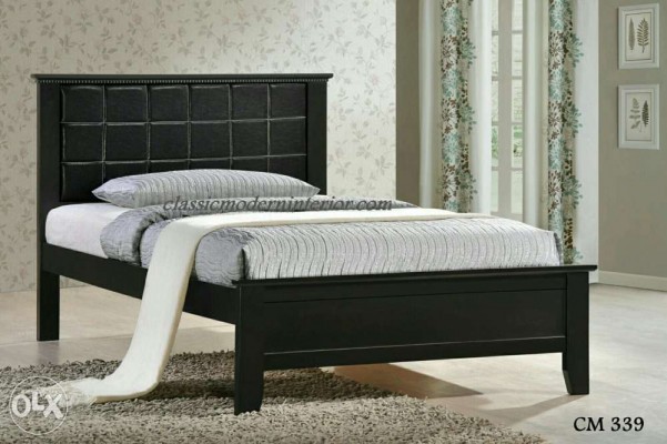 Brand new Bed frame, Cm 339