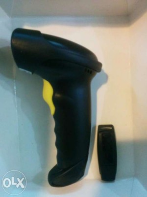 Wireless Barcode Scanner X-620 with Free Stock Management Software