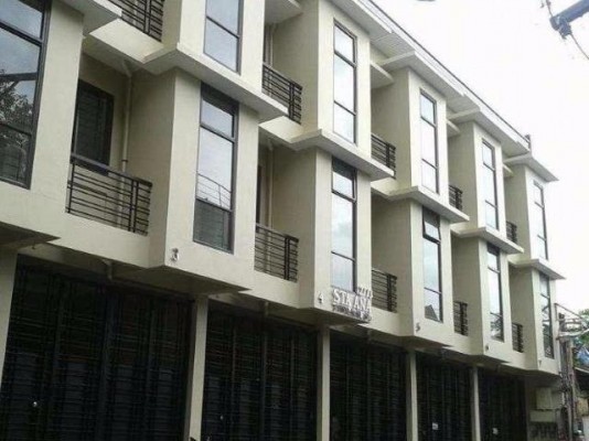3 bedroom Townhouse for Sale in Sta. Ana