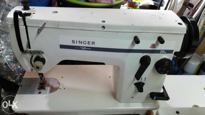 Singer 20u straight zigzag embroidery sewing machine