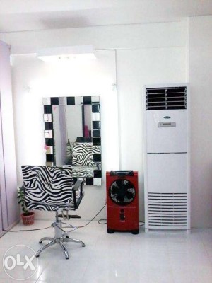 Kolin Air Conditioner Floor Mounted Inverter
