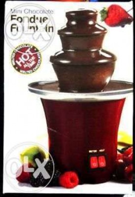 Mini Chocolate Fondue Fountain