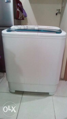 White Westing House Washing Machine Aqua 7kg (twin tub)