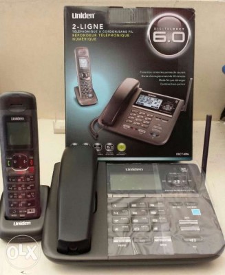Uniden DECT4096 2 Line Corded Cordless Phone & Mount w/ ans machine