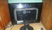 LG Flatron L177WSB-PF LCD Monitor