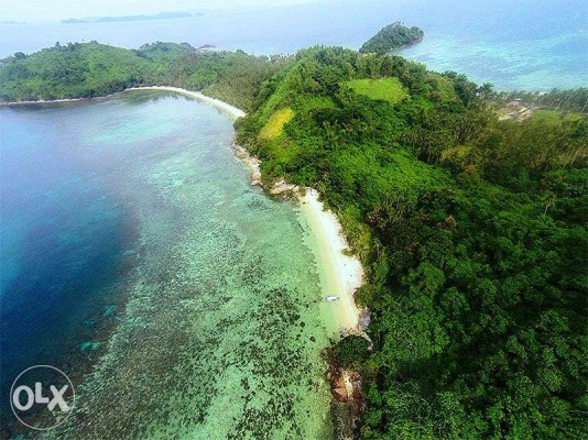 Palawan Daracoton Island white beachfront property